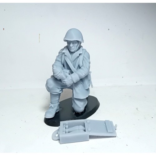 1/32 Greek Soldier Turret Assistant WWII